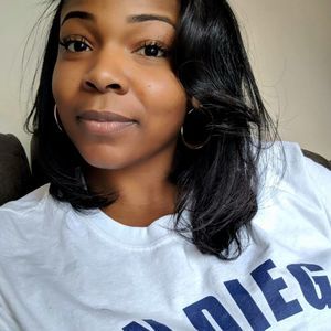 Meet your Posher, Mia